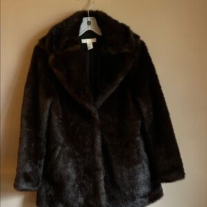 H & M gorgeous brown mink faux fur jacket🤎🤎🤎